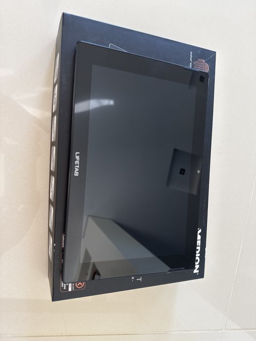 Tablet Medion LIFETAB MD 98811