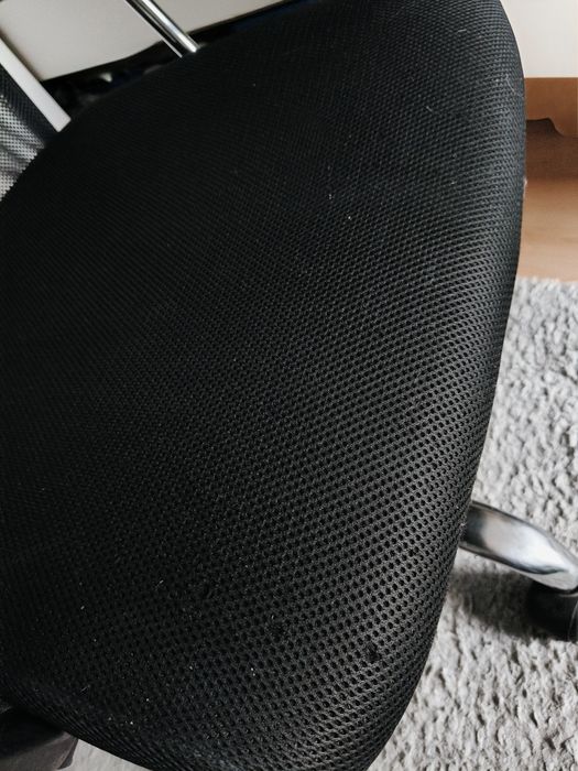 Fotel Biurowy z regulacją wysokości