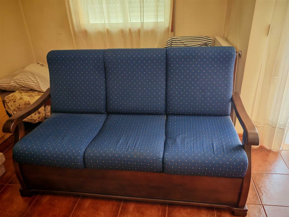 Conjunto de sofá e 2 poltronas à venda