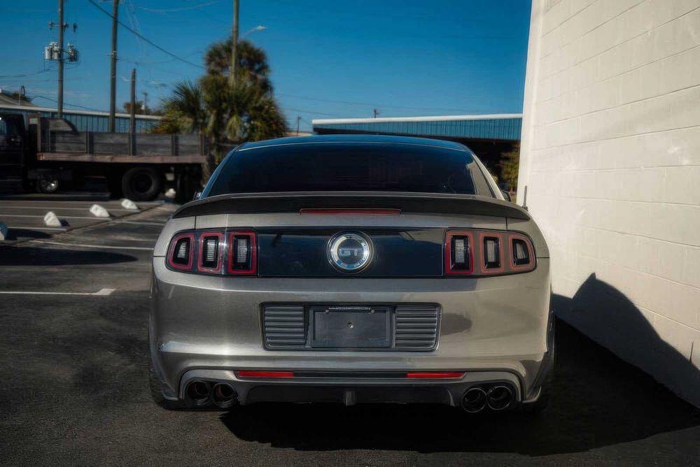 Ford Mustang      2014