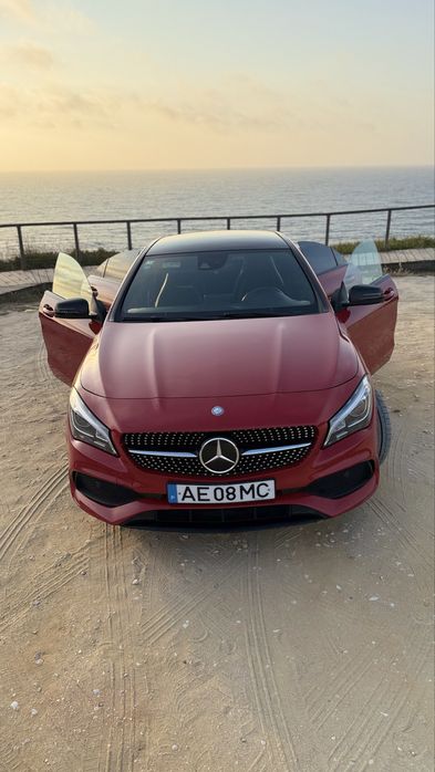 Mercedes CLA 220 Pack AMG | Estaciona Sozinho | CarPlay | Impecável