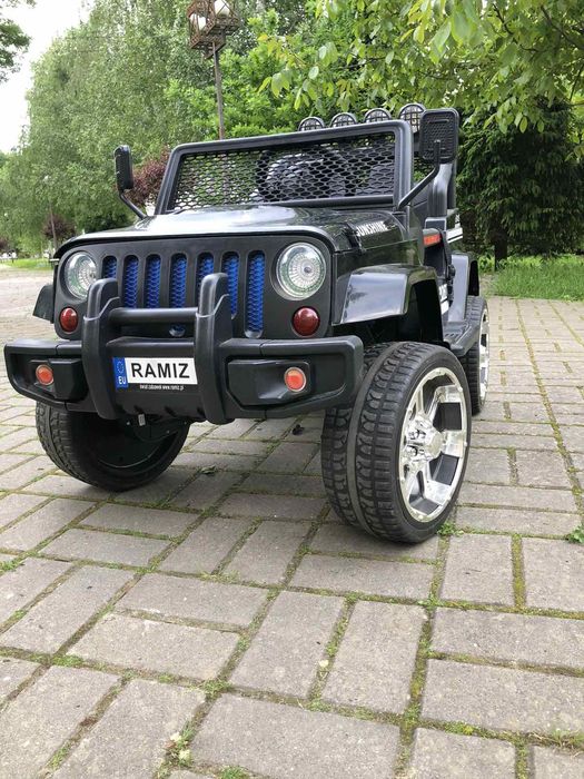 Джип на акумуляторі 4*4 ramiz raptor drifter