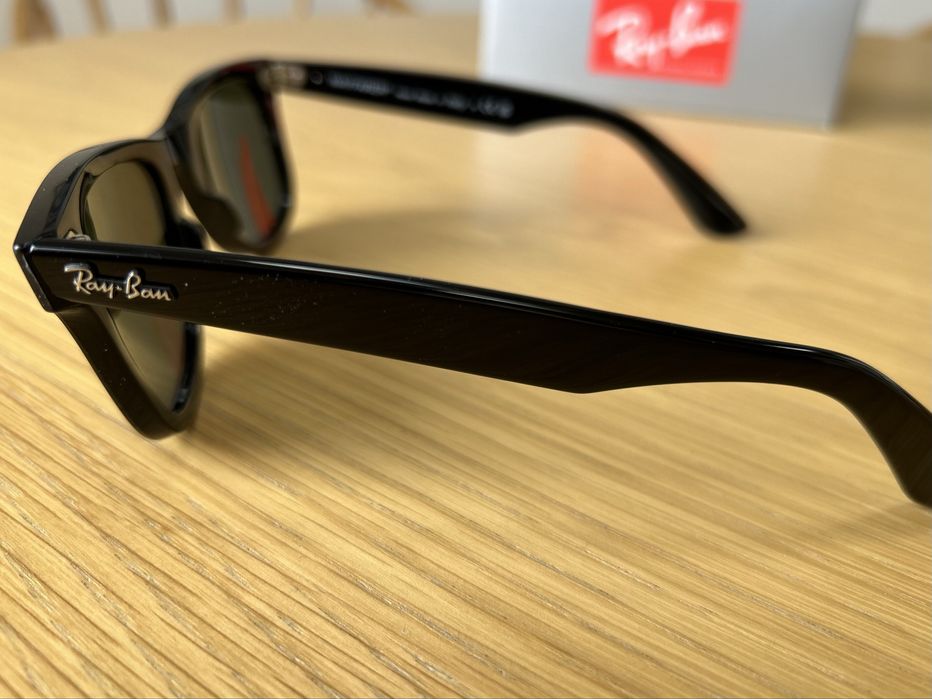 Ray-Ban Wayfarer ORB2140 F 50 mm
