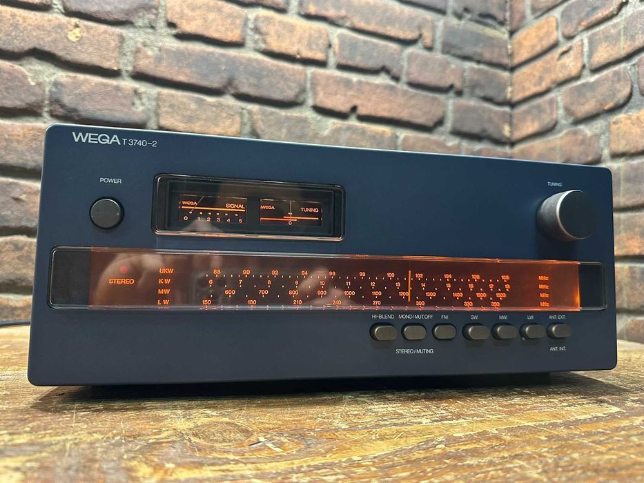 Tuner Radiowy WEGA  T-3740-2