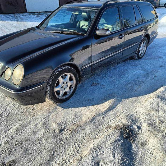 Mercedes-Benz E220TT 270D АВТОМАТ Universall. Клімат контроль.