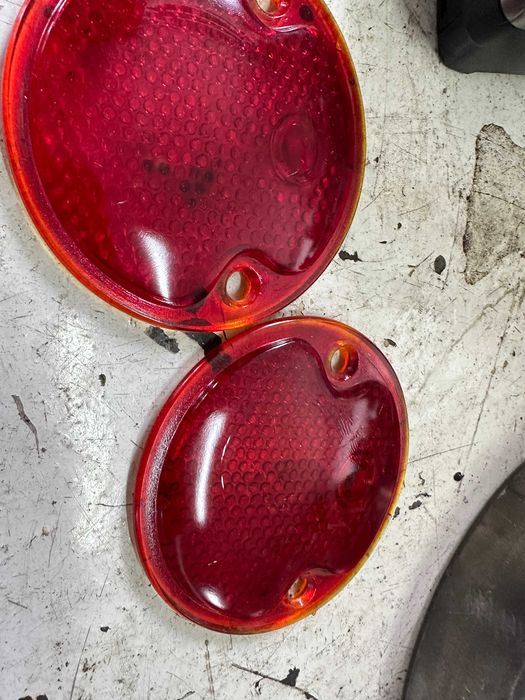 Стекло фонаря НОВОЕ  Газ  Зил  причеп