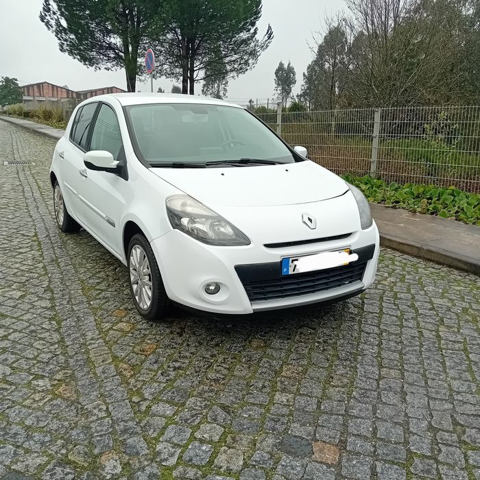 Renault clio 1.2 dynamique s Gps