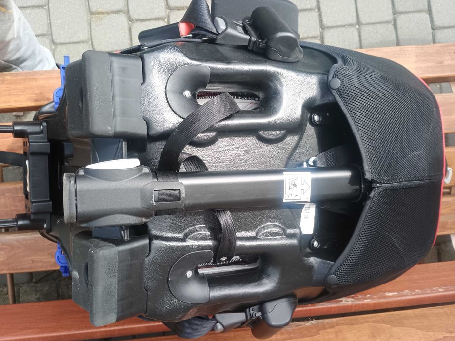 Fotelik samochodowy Axkid minikid 2.0 0-25 kg tyłem