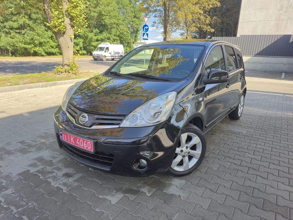 Продам Nissan Note Свіжопригнаний