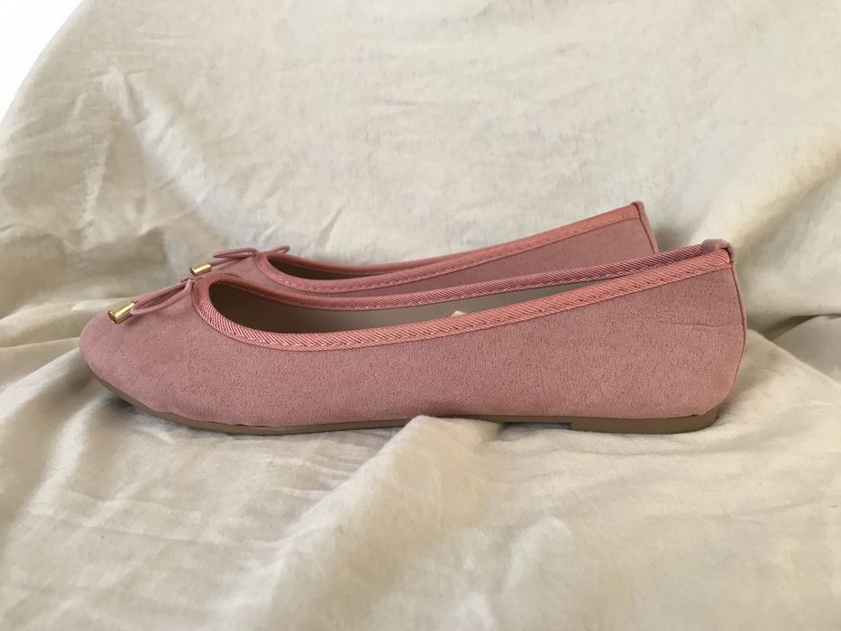 Różowe baleriny Dorothy Perkins