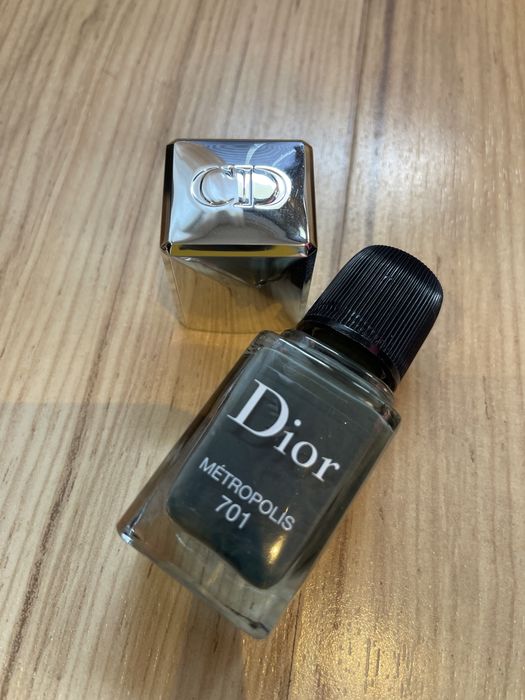 Dior Vernis lakier do paznokci / Metropolis 701
