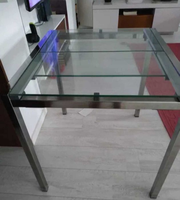 Mesa extensível de vidro