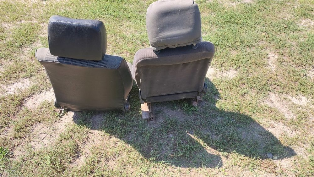 Сідения на автомобіль за 2