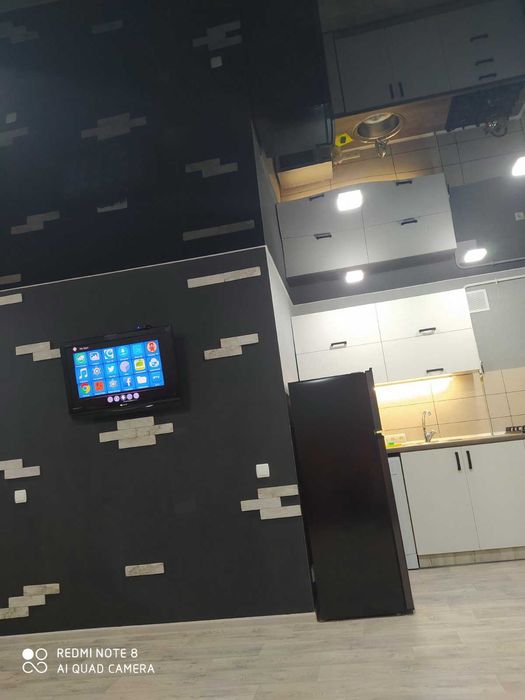 Подобово тепла доглянута квартира в центрі міста з сучасним ремонтом