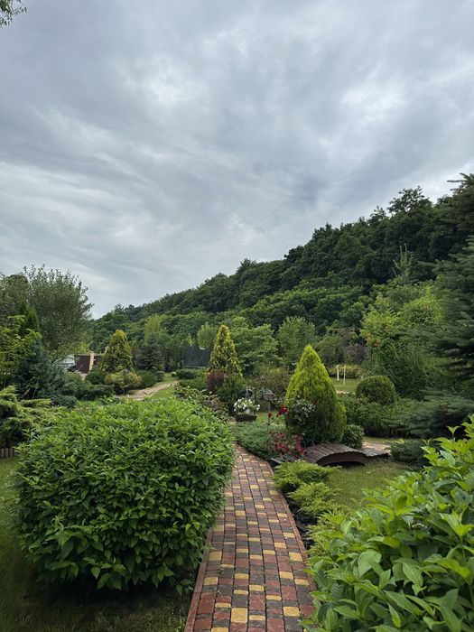 Будинок, с.Лука, поруч Білогородка, Бобриця, Музиці