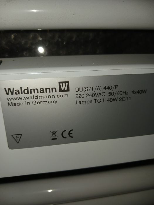 Лампа медична 10000 гривень