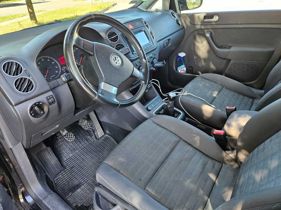 Volkswagen Golf 5 Plus 2007 rok 1.6 MpI benzyna + LPG