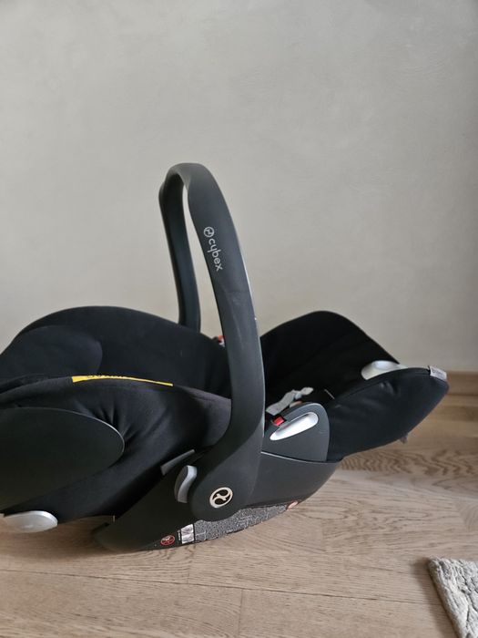 Дитяче автокрісло-люлька Cybex (група 0+, 0–13 кг)