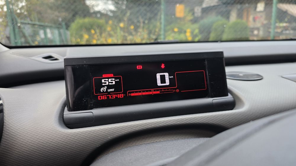 Citroen C4 Cactus z bardzo małym przebiegiem