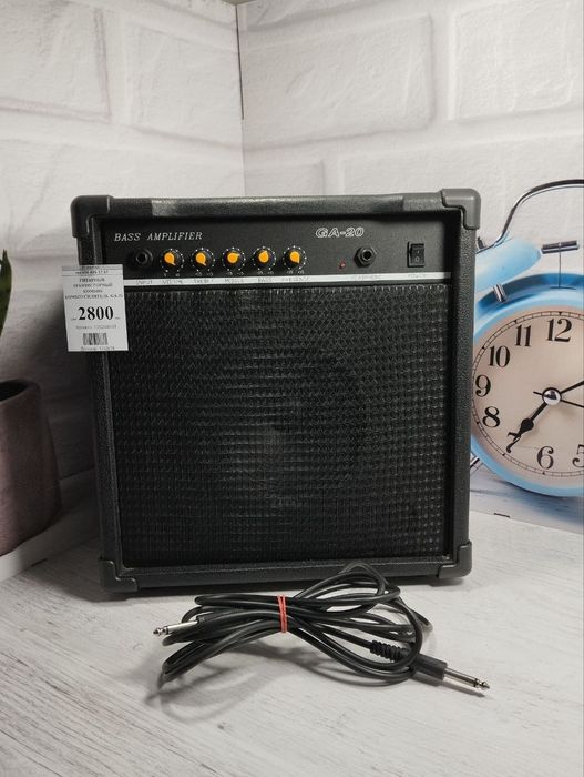 Гитарный комбоусилитель GA-20