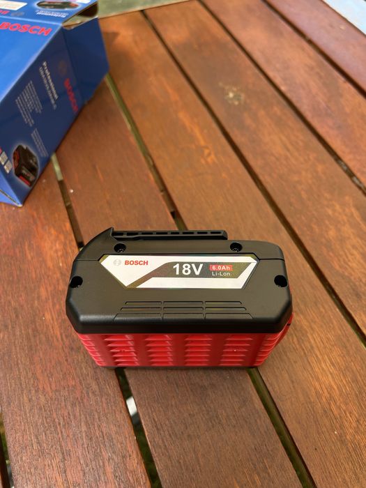 2 x bateria + ładowarka do elektronarzedzi