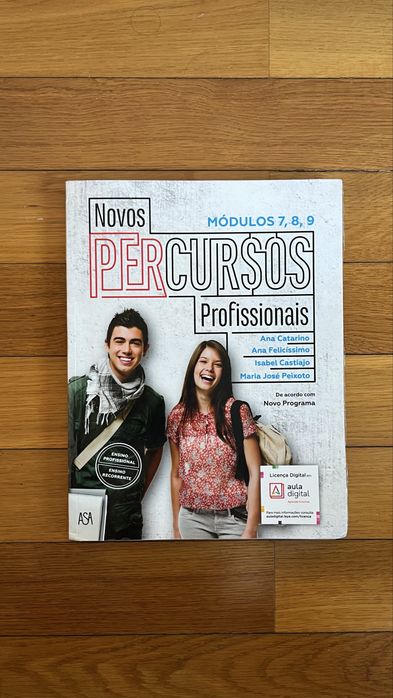 Schoolbook "Novos Percursos Profissionais" Portuguese 12th Grade