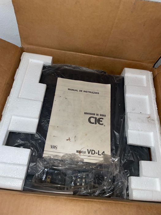 Vídeo VHS VD-L4 Novo