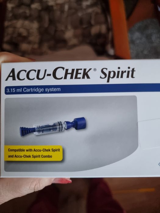 Zbiorniczki do Accu chek combo