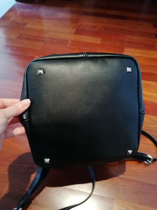 Mochila ZARA Preta