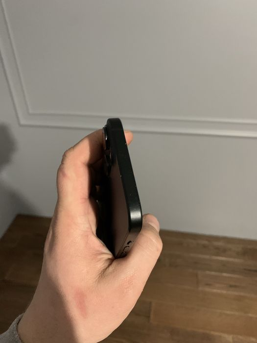 Iphone 15Plus  icloud lock esim