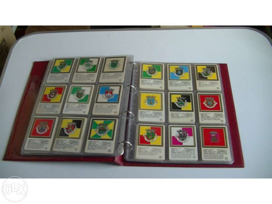 Pasta com Colecção de Calendários Completa