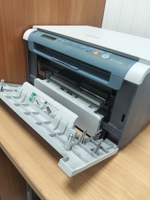 Принтер Samsung SCX-4220