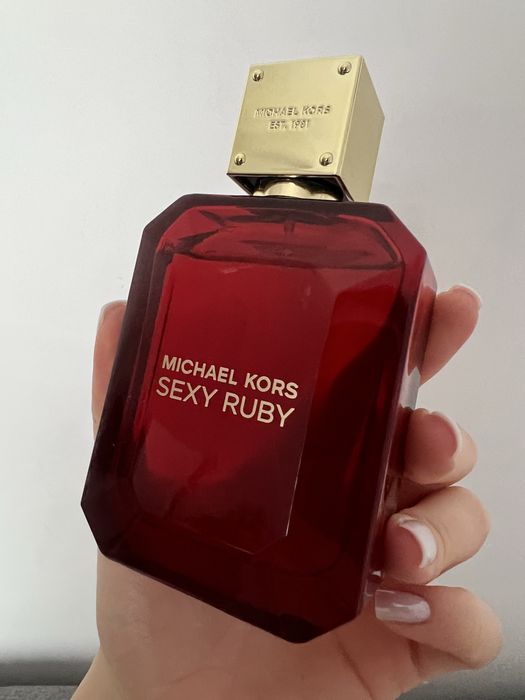 Perfum Michael Kors Sexy Ruby