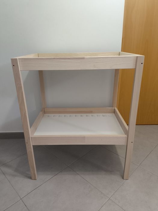 Fraldário IKEA como novo