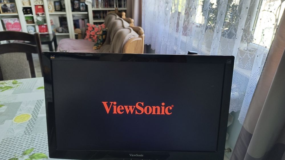 Monitor ViewSonic złącze vga