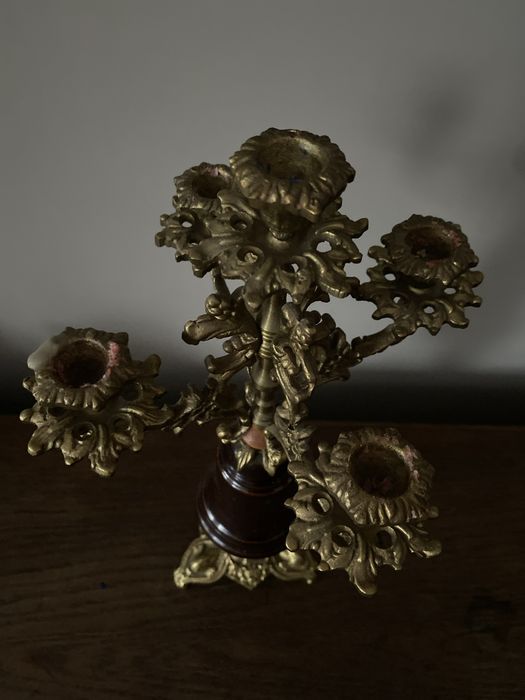 Piękny stary świecznik pięcioramienny