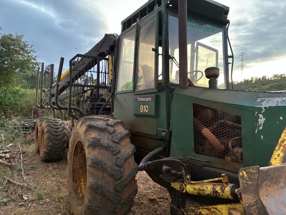 Vende-se Timberjack910 – maquina florestal/ estaleiro com grua