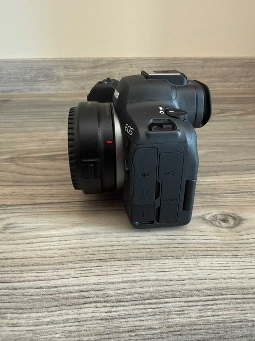 Canon EOS R6 Mark II + adapter EOS R - EF
