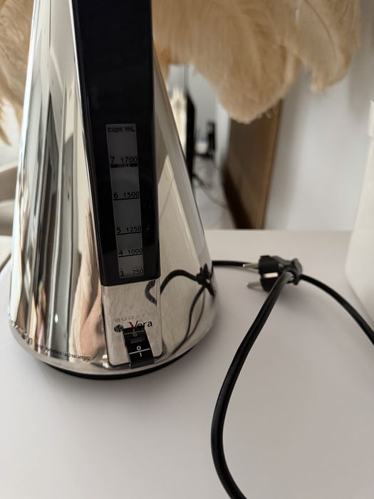 Czajnik Bugatti Vera srebrny