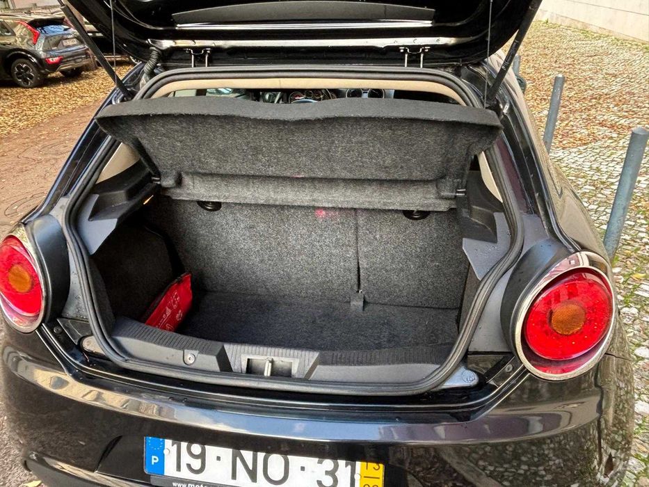 Alfa Romeu Mito em bom estado