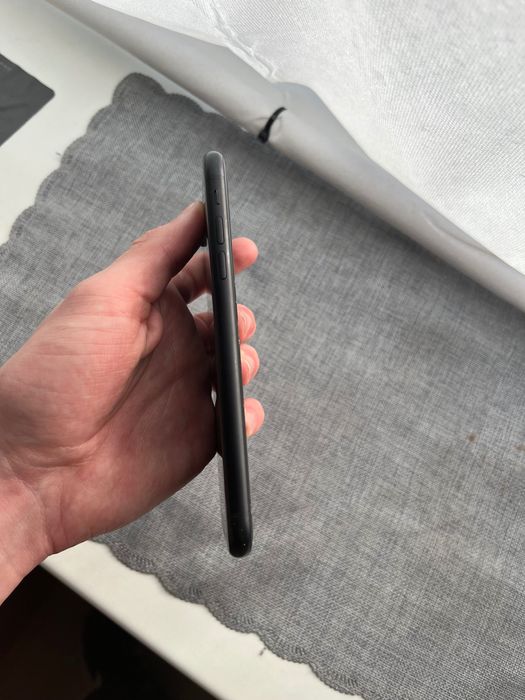 iPhone XR 128Gb телефон