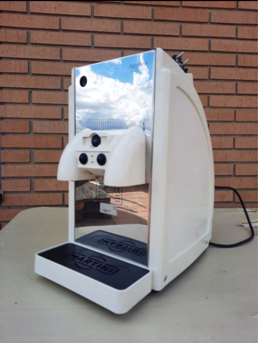 Maquina de refrigeracao de Bebidas com doseador automatico