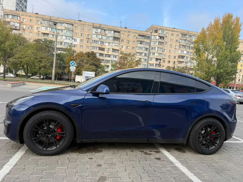 Tesla Model Y 2020