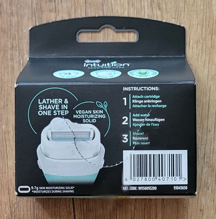 Wilkinson Intuition 2w1 Sensitive Care wkłady maszynki 4 ostrza