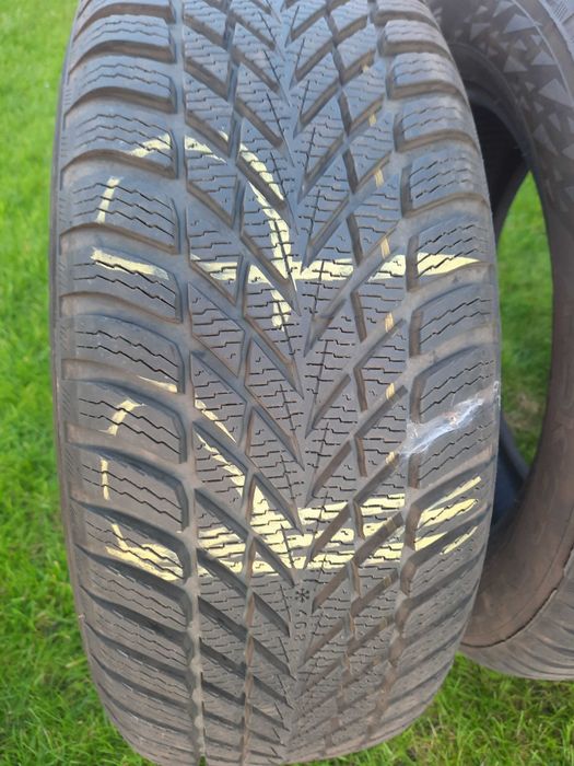 4 Opony zimowe Nokian Snowproof 2