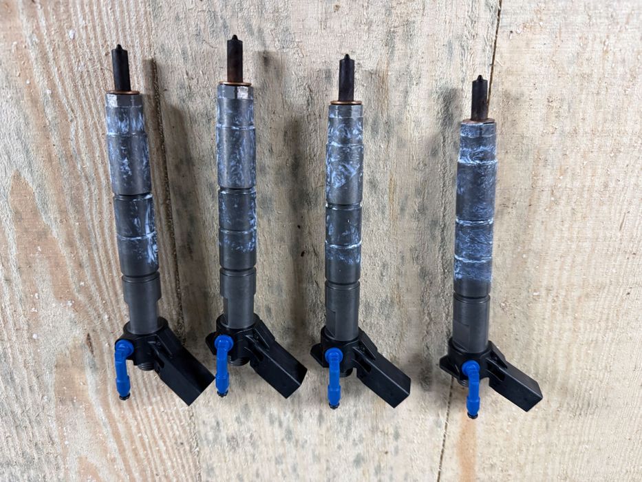 Wtryskiwacze Mercedes Sprinter om654 NOWE silnik 2,0 Cdi