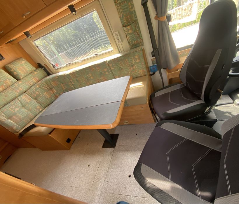 Autocaravana 5 lugares de livrete em otimo estado