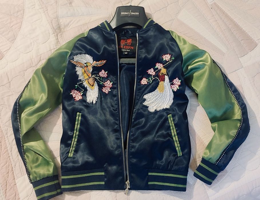 Bluza bomberka oryginalne zdobienia