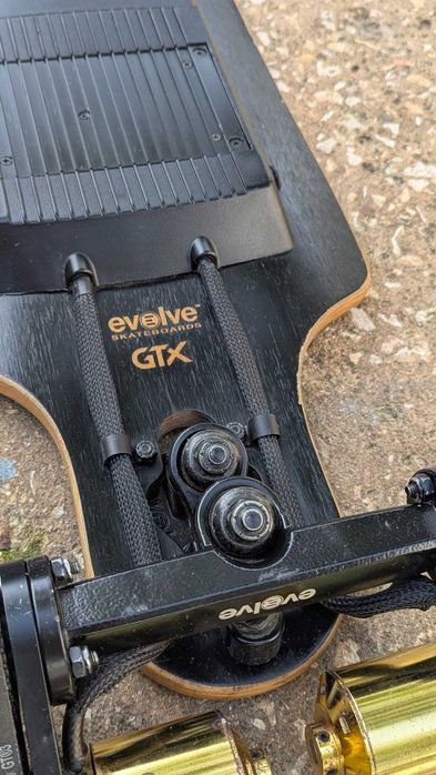 Skate Eletrico Evolve GTX Bamboo Gold Edition