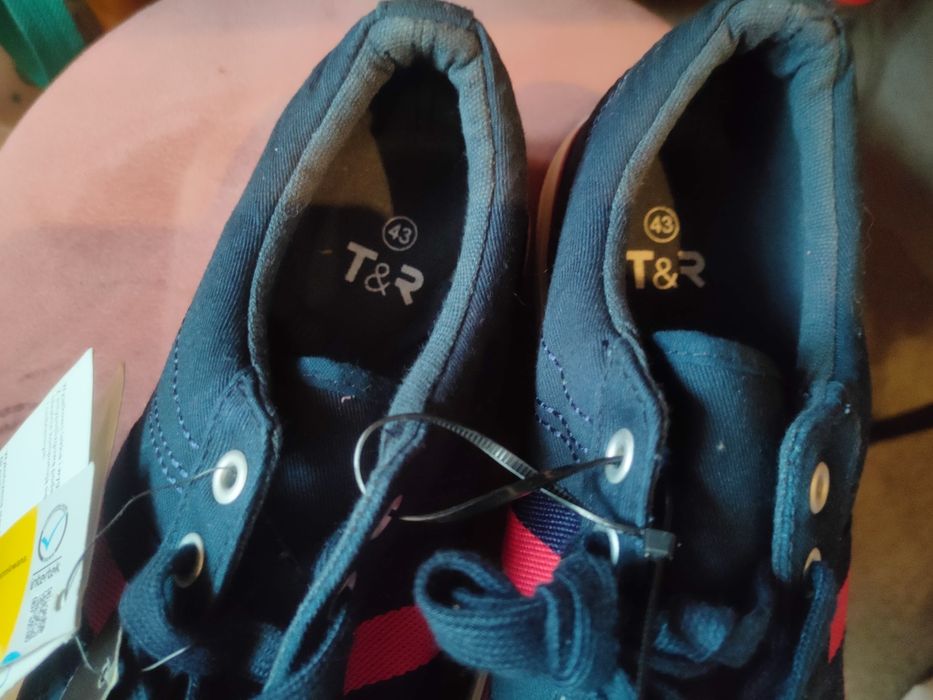 Buty trampki na gumie Nowe